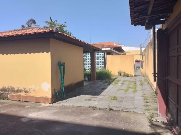 Imagem Casa com 4 dormitórios à venda, 435 m² por R$ 1.250.000,00 - Jardim Imperador - Suzano/SP