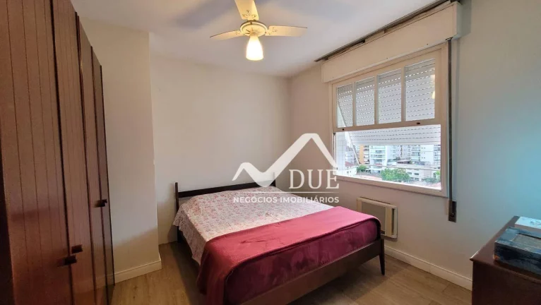Imagem Apartamento com 2 dormitórios à venda, 90 m² por R$ 617.000 - Boqueirão - Santos/SP