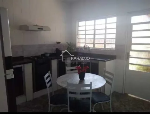 Imagem Casa à venda em Sorocaba-SP! 3 quartos, 1 suítes, 2 vagas.