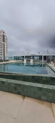 Imagem Apartamento com 2 dormitórios sendo 1 suíte e 1 vaga de garagem em Balneário Camboriú/SC
