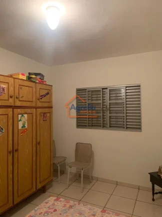 Imagem Casa à venda no bairro Jardim Santo Antônio - Mogi Guaçu/SP