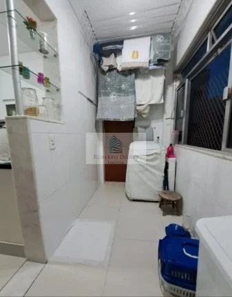 Imagem Imperdível oportunidade de investimento em Vila Valqueire: Apartamento de 4 quartos com suíte e 2 vagas de garagem no RJ