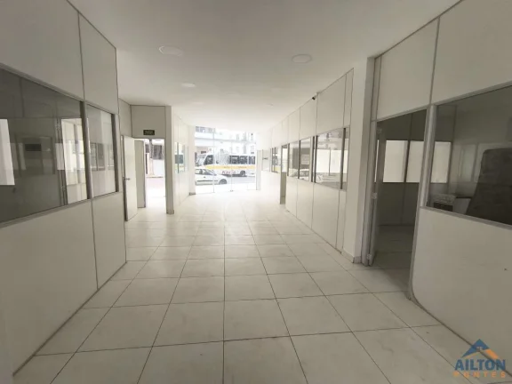 Imagem Loja Comercial com 140m2 Disponível para Locação em Muquiçaba - Guarapari/ES