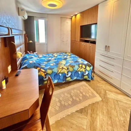 Imagem Belíssimo apartamento na Mata da Praia com PORTEIRA FECHADA.