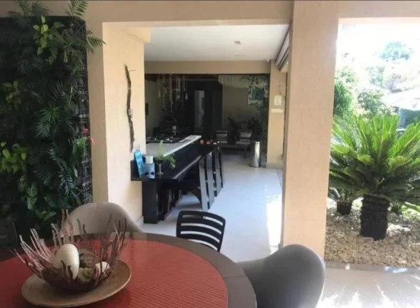 Imagem Casa Triplex Condomínio Mansões Barra da Tijuca