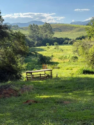 Imagem Chácara com 3 dormitórios à venda, 19000 m² por R$ 650.000 - Jardim - Extrema/MG