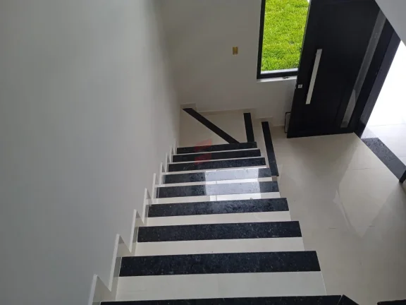 Imagem SOBRADO com 3 dormitórios à venda com 180m² por R$ 1.050.000,00 no bairro Parque da Fonte - SÃO JOSÉ DOS PINHAIS / PR
