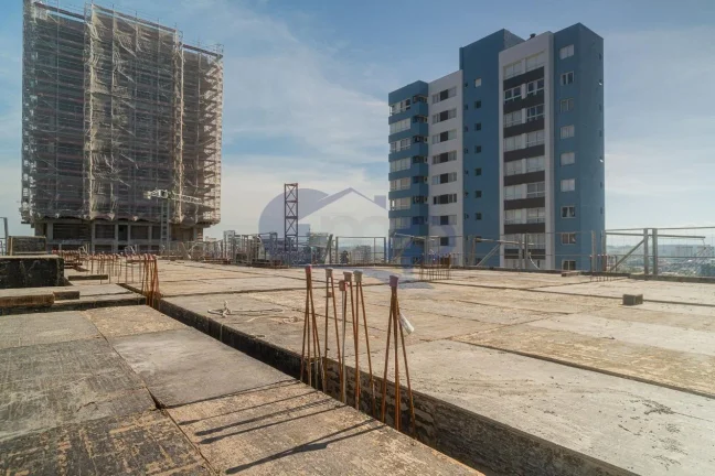 Imagem Apartamento á venda com 3 suítes no centro de Torres/RS