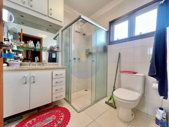 Imagem Casa em Condomínio a Venda no bairro Granja Viana - Carapicuíba, SP