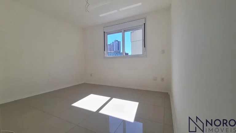 Imagem Apartamento com 2 dormitórios (1 suíte), móveis planejados, sacada com churrasqu