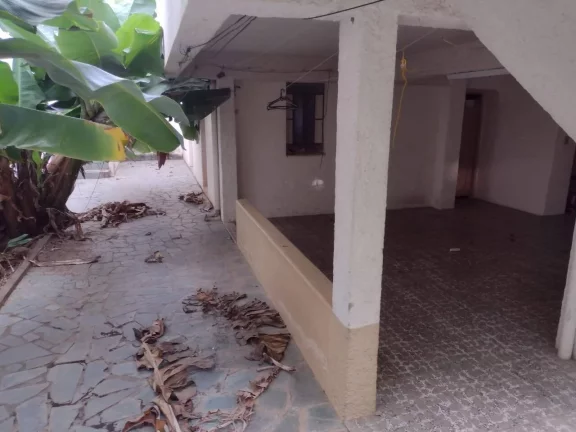 Imagem VENDE -SE CASA NO CENTRO DE T. OTONI