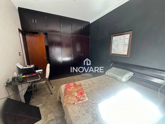 Imagem Casa com 3 dormitórios à venda, 265 m² por R$ 700.000,00 - Village Imperial - Itumbiara/GO
