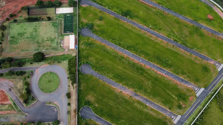 Imagem TERRENO - 200,00 M² - RESIDENCIAL VILLAGIO PAULÍNIA