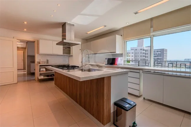 Imagem Apartamento à venda com 4 quartos, sendo 3 suítes, no condomínio Cidade Jardim, São Paulo - SP