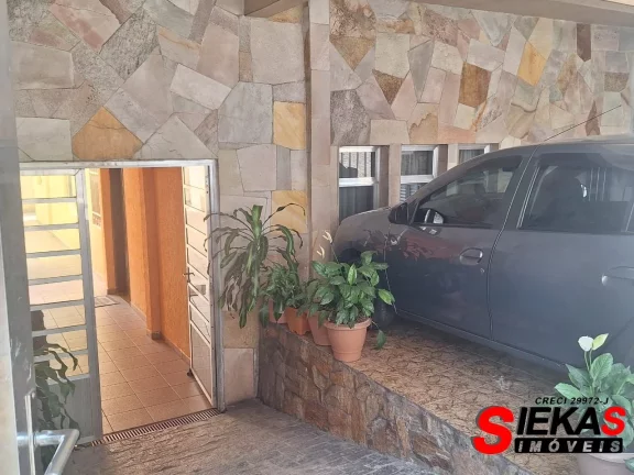 Imagem Imperdível: Casa à venda na Penha, São Paulo-SP com 2 quartos, 1 suíte, 2 banheiros, 3 vagas de garagem e 148 m² de área.