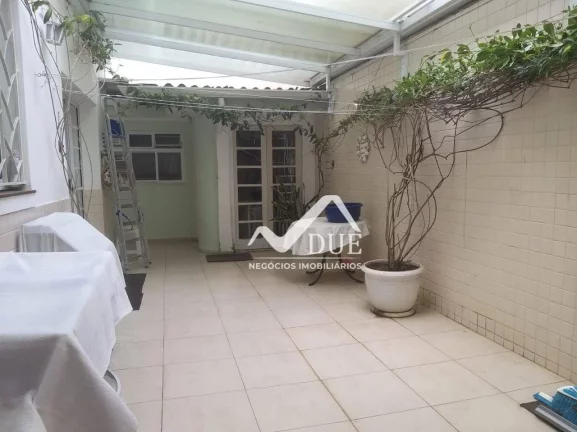 Imagem Casa com 3 dormitórios à venda, 161 m² por R$ 1.480.000,00 - Boqueirão - Santos/SP
