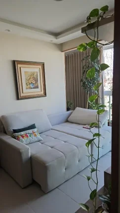 Imagem Apartamento 2 quartos sendo 1 suíte recém reformado, andar alto, planta lateral virada ao shopping Boulevard, vista lateral p mar.