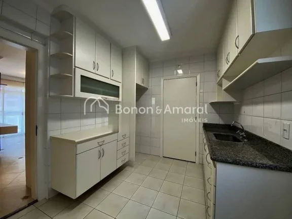 Imagem Apartamento localizado em rua tranquila e em ótima localização com tudo ao seu redor. Repaginado,...