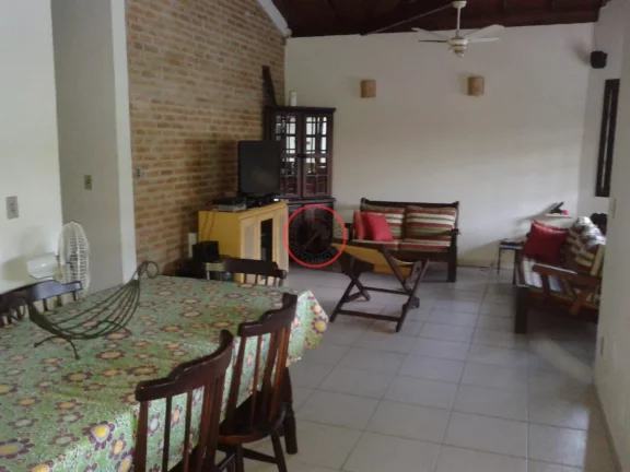 Imagem CASA AMPLA COM 4 DORMITÓRIOS, SENDO 1 SUÍTE, QUINTAL, PISCINA AREA GOURMET, EM EXCELENTE LOCALIZAÇÃO A VENDA EM BOISSUCANGA