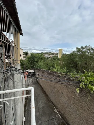 Imagem Sobrado com 1 quarto para alugar no Mutuá