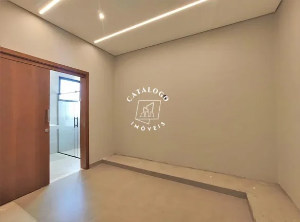 Imagem Casa em Condomínio a Venda no bairro Residencial e Empresarial Alphaville - Ribeirão Preto, SP
