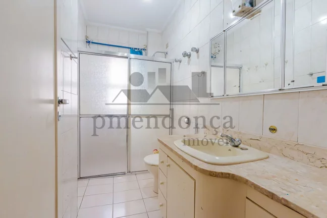 Imagem Apartamento na Avenida Angélica com 3 dormitórios (1 suíte) e 1 vaga, 196m²