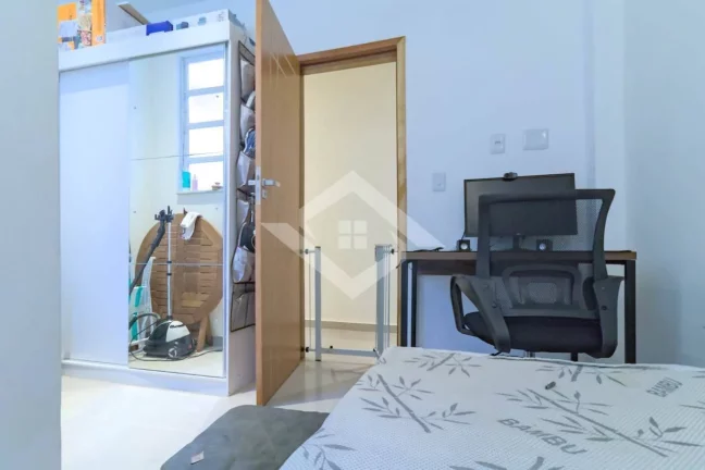 Imagem Apartamento Jardim de 2 Quartos Mobiliado e Reformado