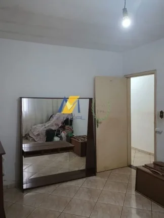 Imagem Casa à Venda com 204m², 3 dormitórios, 2 salas e 3 vagas!!!