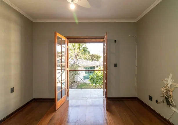 Imagem Imperdível: Casa de Luxo para Locação em São Paulo - Alto de Pinheiros 6 quartos, 6 suítes, 2 salas, 7 banheiros, 6 vagas, 450m²