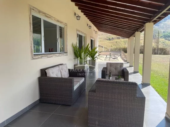 Imagem Chácara Fantástica com 3 Dorms 1 Suíte, Piscina, Área Externa com Churrasqueira em Socorro-SP