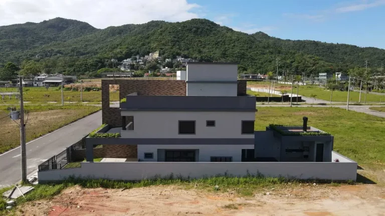 Imagem Casa com 3 suítes e 1 vaga – Real Parque | Florianópolis/SC