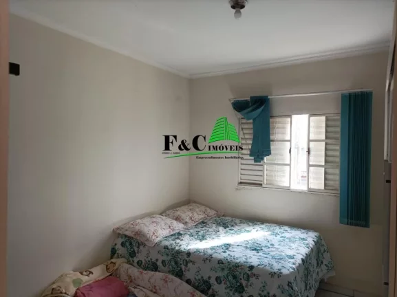 Imagem Casa para Venda em Limeira, Parque das Nações, 4 dormitórios, 1 suíte, 2 banheiros, 5 vagas