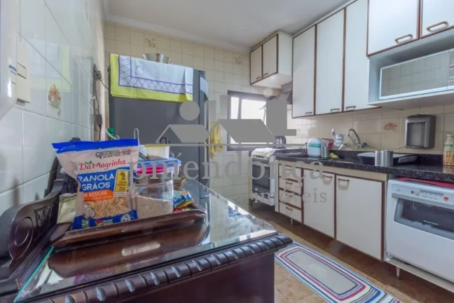 Imagem Apartamento na Vila Madalena com 3 quartos ( 1 suíte ) e 2 vagas, 102m²