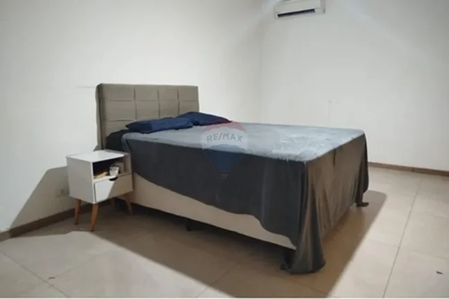 Imagem Casa com 4 quartos à venda na Vila Haro, Sorocaba - REMAX