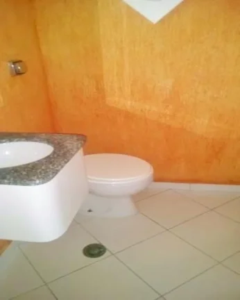 Imagem Apartamento para locação no Guarujá-SP, bairro Morro do Maluf: 3 quartos, 3 suítes, 1 banheiro, 2 vagas de garagem, 200m² de área.