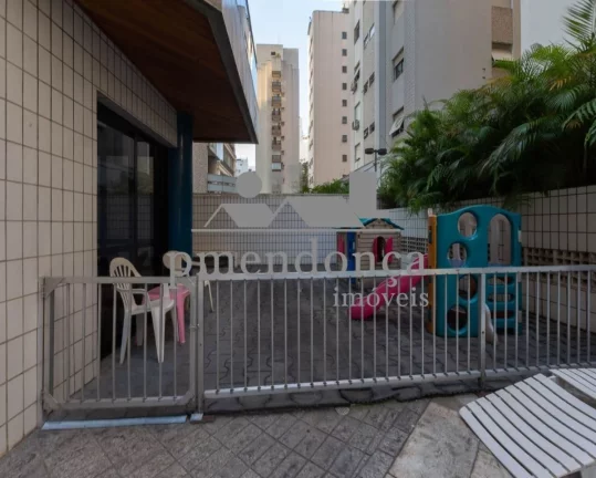 Imagem Apartamento a venda em Higienópolis, amplo e iluminado com 122 m² de área útil.