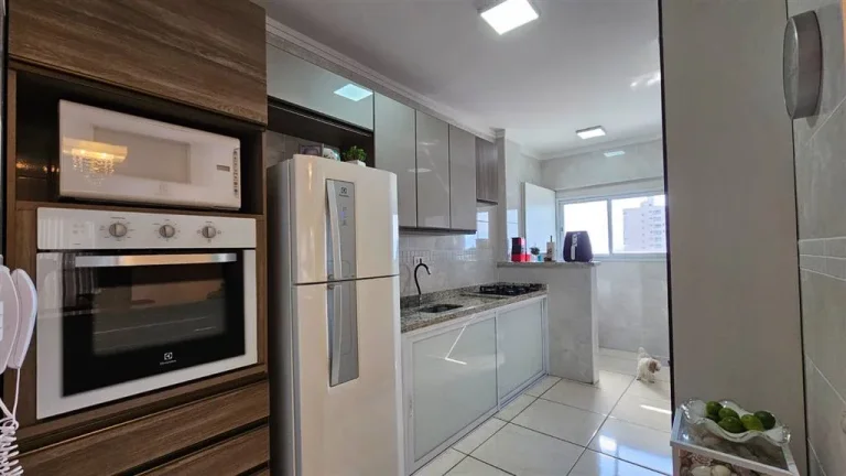 Imagem APARTAMENTO COM 80 m² - GUILHERMINA - PRAIA GRANDE SP