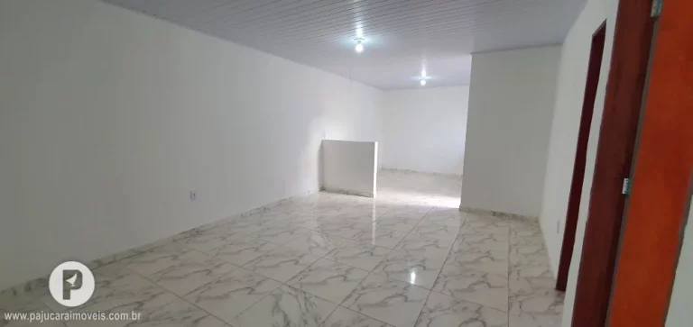 Imagem Casa no Conj. Joaquim Leão com localização privilegiada!