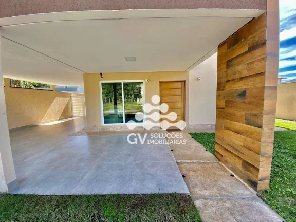 Imagem Sobrado com 4 dormitórios à venda, 205 m² por R$ 2.000.000,00 - Condomínio Capitanias - Ubatuba/SP