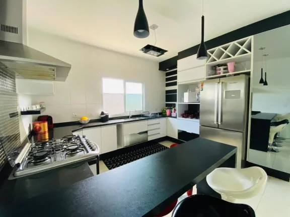Imagem Sobrado com 3 dormitórios à venda, 270 m² por R$ 2.250.000,00 - Cidade Parquelandia - Mogi das Cruzes/SP