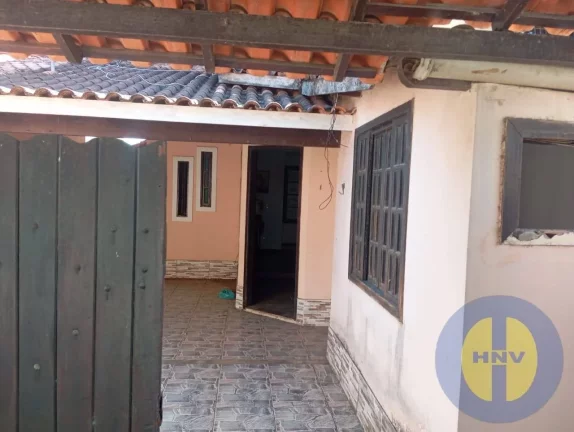 Imagem VENDO DUPLEX DE 2 QUARTOS EM CONDOMINO FECHADO