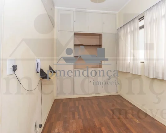 Imagem Apartamento incrível à venda para reforma numa das melhores localizações de Higienópolis.