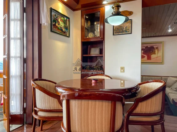 Imagem Apartamento à venda em Campos do Jordão - Imóvel com vista panorâmica