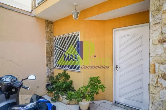 Imagem Casa em Condomínio de Alto Padrão na Vila Esperança, São Paulo-SP: 3 Quartos, 1 Suíte, 2 Vagas - 99m² de Luxo!