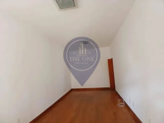 Imagem Venda de Casa Espaçosa na Vila Congonhas - São Paulo-SP: 4 Quartos, 2 Suítes, 2 Salas, 4 Banheiros, 6 Vagas de Garagem!
