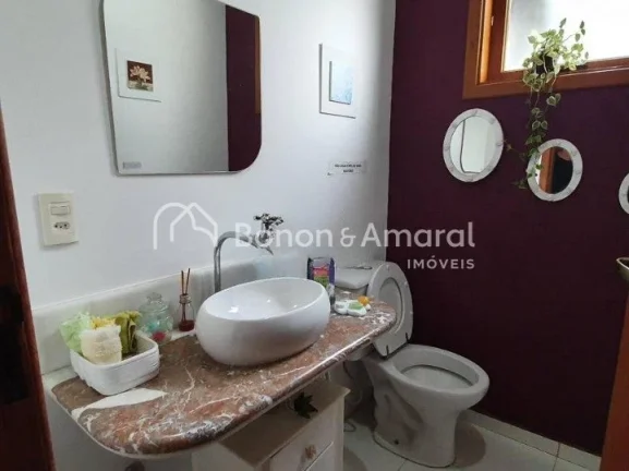 Imagem Excelente casa térrea, ampla, moderna, rústica, living, escritório, lavabo, 3 suítes sendo a mas...