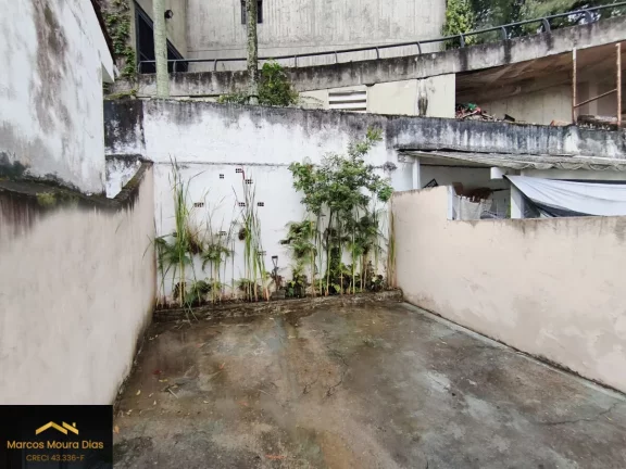 Imagem Casa Sobrado próxima a Estação de Metrô Vila Madalena com 2 Dormitórios e 2 Vagas