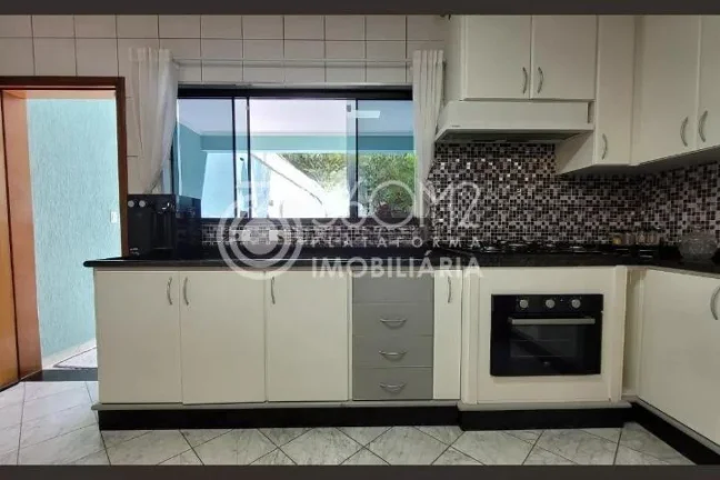 Imagem Sobrado para Venda em Santo André / SP no bairro Parque das Nações