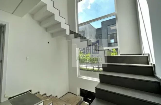 Imagem CASA DE CONDOMÍNIO À VENDA EM CAMPO BELO COM 4 DORMITÓRIOS