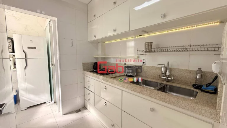 Imagem Apartamento com 2 dormitórios à venda, 68 m² por R$ 525.000,00 - Centro - Cabo Frio/RJ